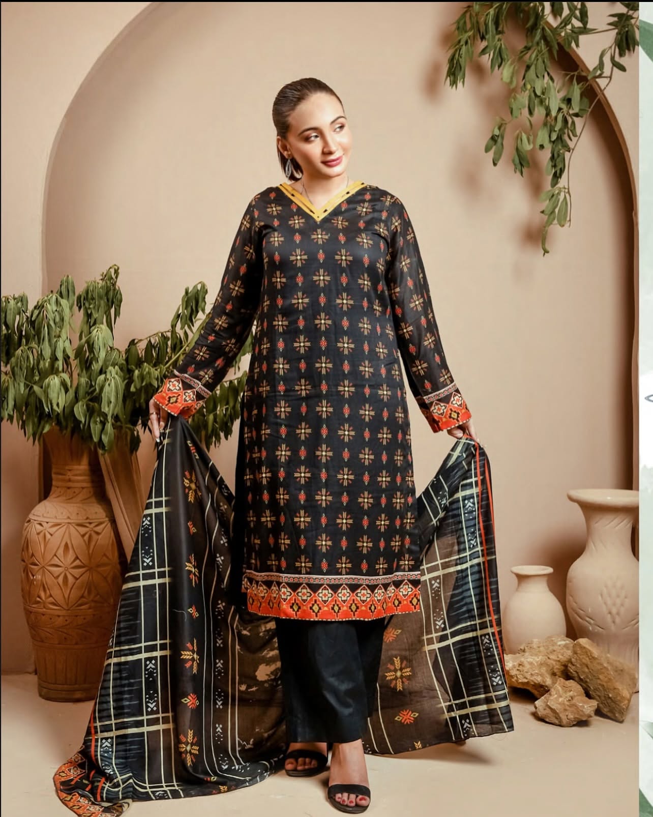 Inlay Feroza 3 Piece Unstitched Lawn [ D-02 ]