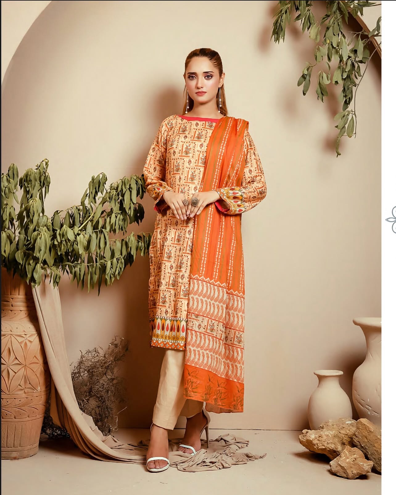 Inlay Feroza 3 Piece Unstitched Lawn [ D-06 ]
